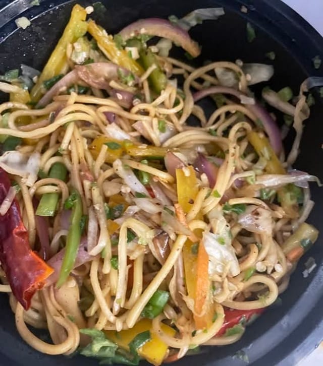 Hakka Noodles.